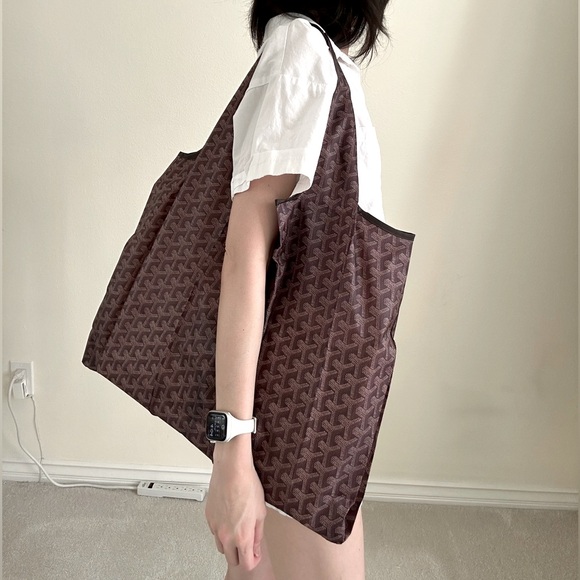 Travel Carry On Bag Tote, Diaper Bag, Picnic Bag, Swimming and Gym Bag, … - Picture 6 of 8